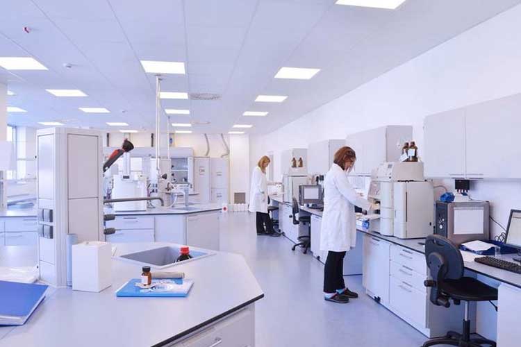 实验室和仪器室怎么控制湿度？